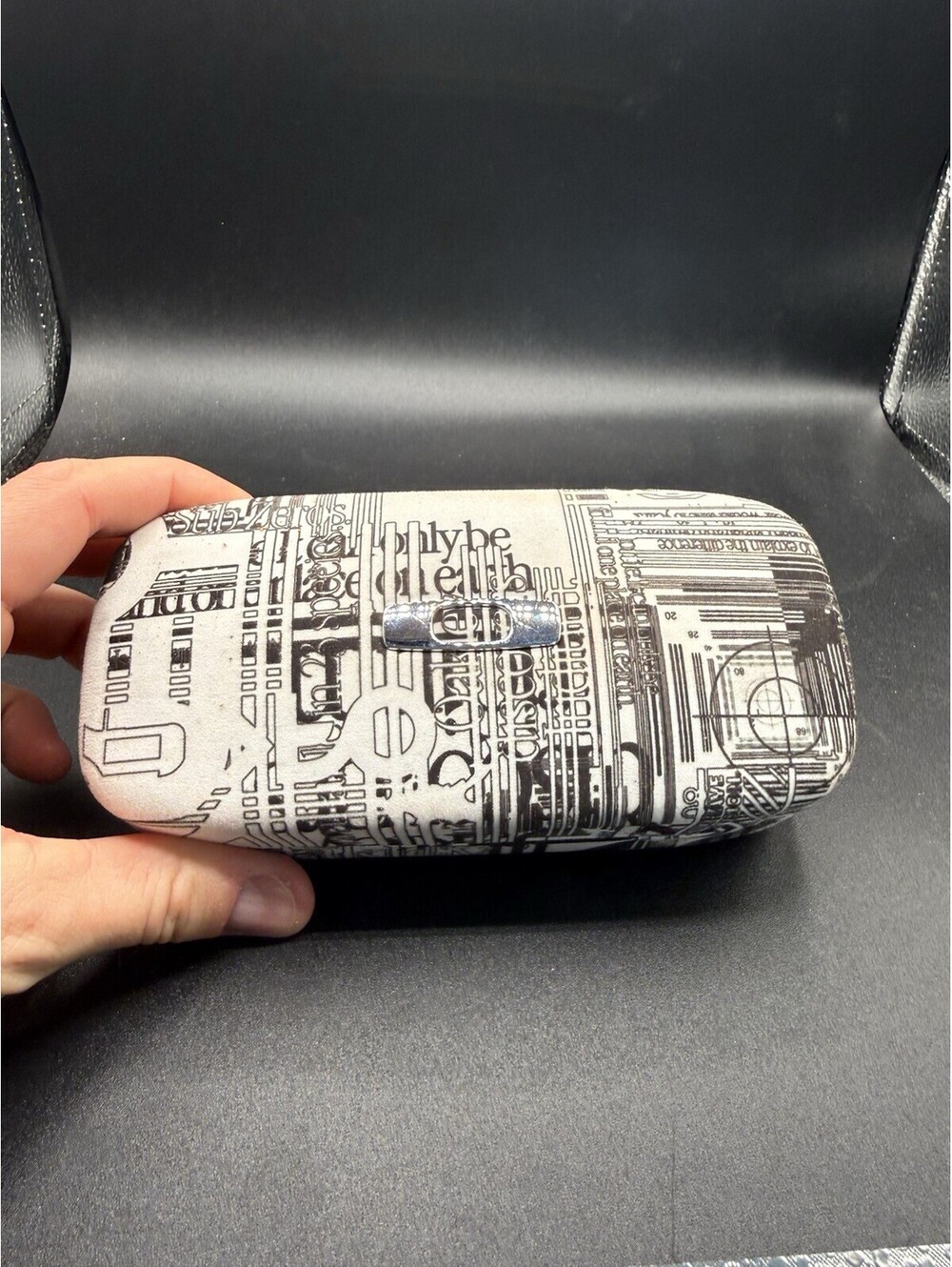 Oakley Square O Case Headliner Graphic White
